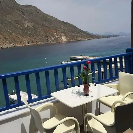 Bay Hotel *